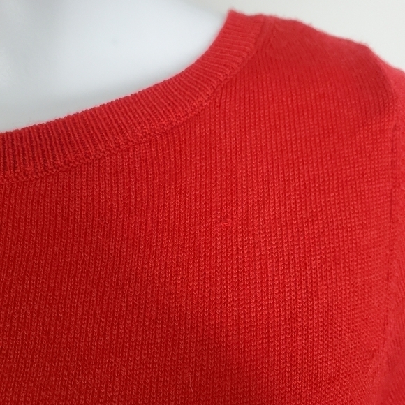 Ann Taylor Side Slit Crew Neck Wool Sweater Red Small - Picture 11 of 11